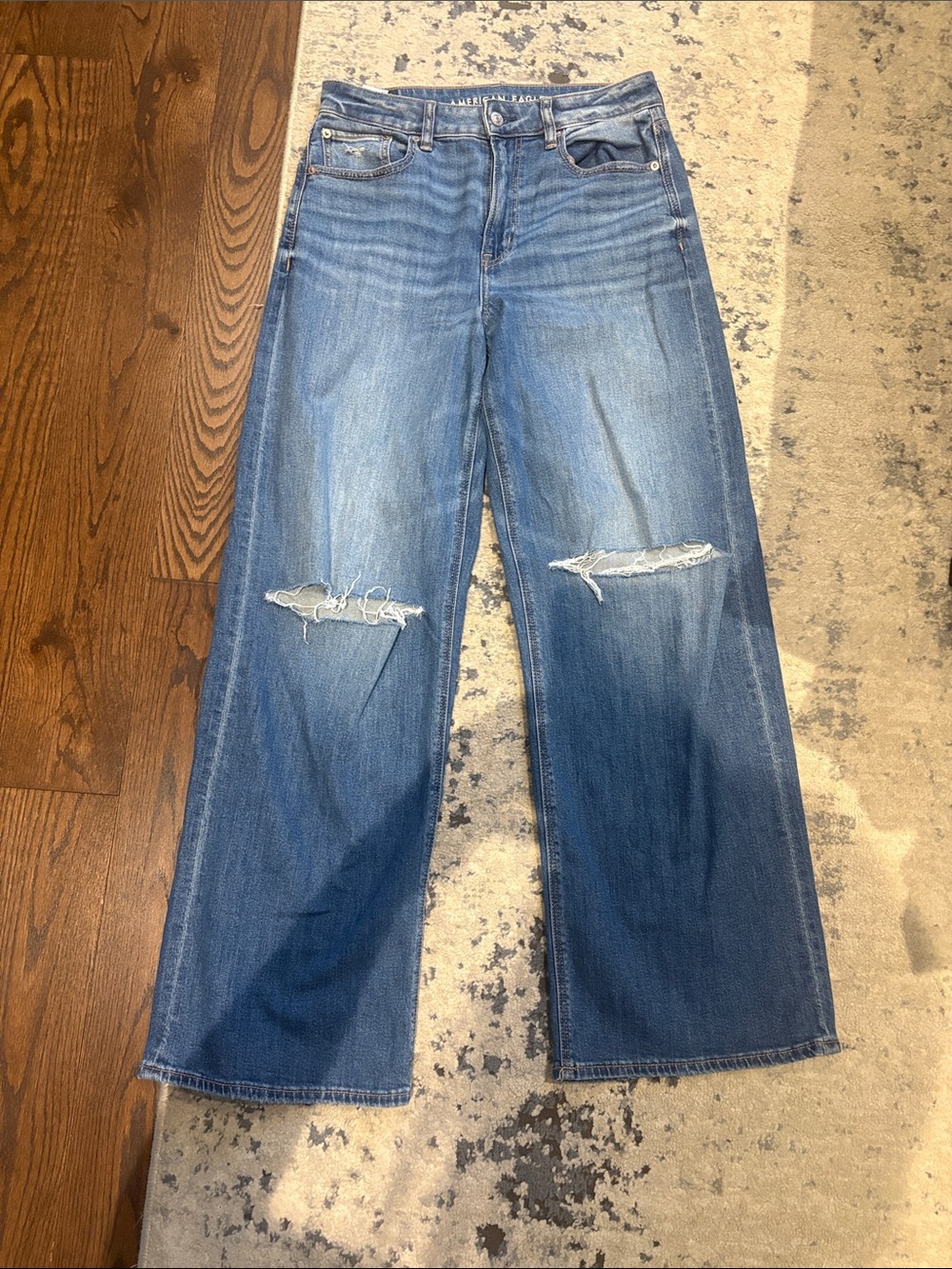 Women’s Dreamy Drape Super High Rise Baggy Wide Leg Jeans from American Eagle